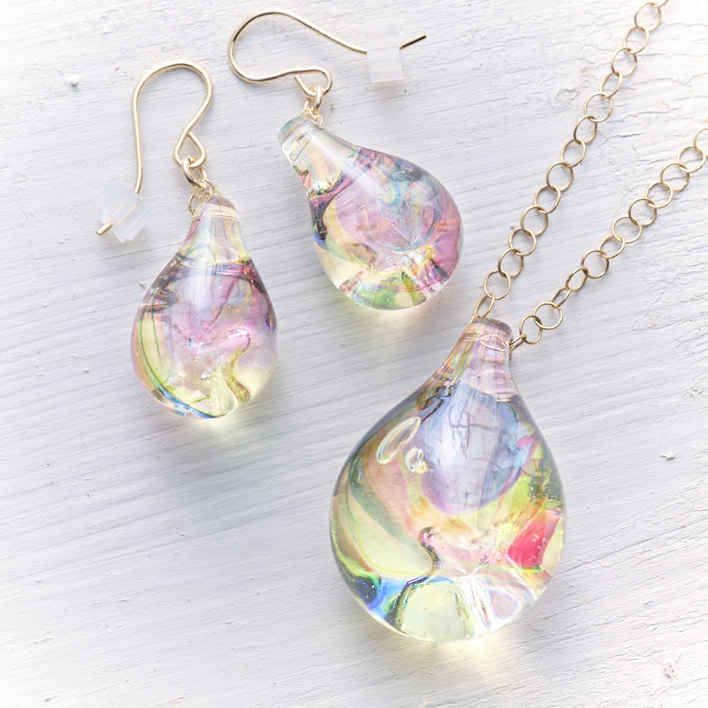 Crystal】 「Sustainable Fantasy」14kgf Set（ピアス＆ペンダント 