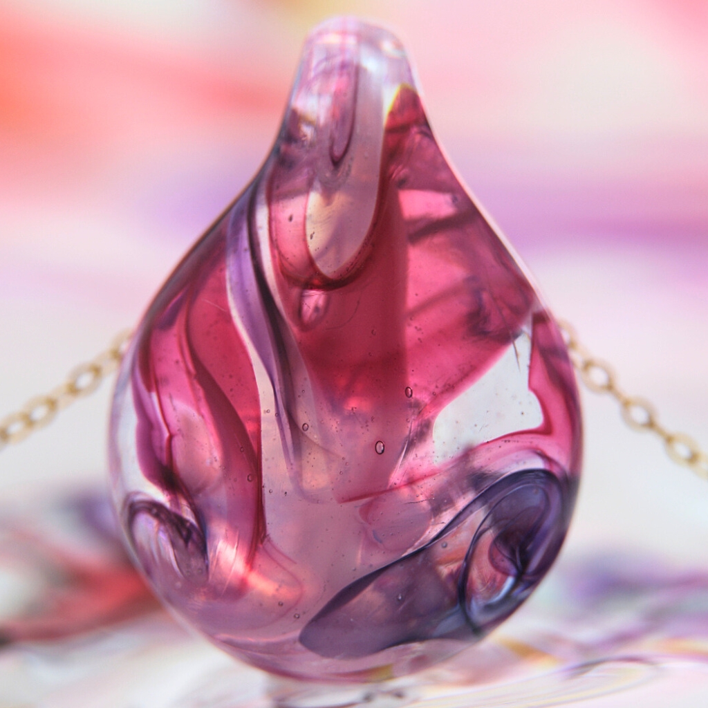 不透明の中の透明 – 浮遊」 - 幸愛硝子（ユキエガラス）: 小樽より